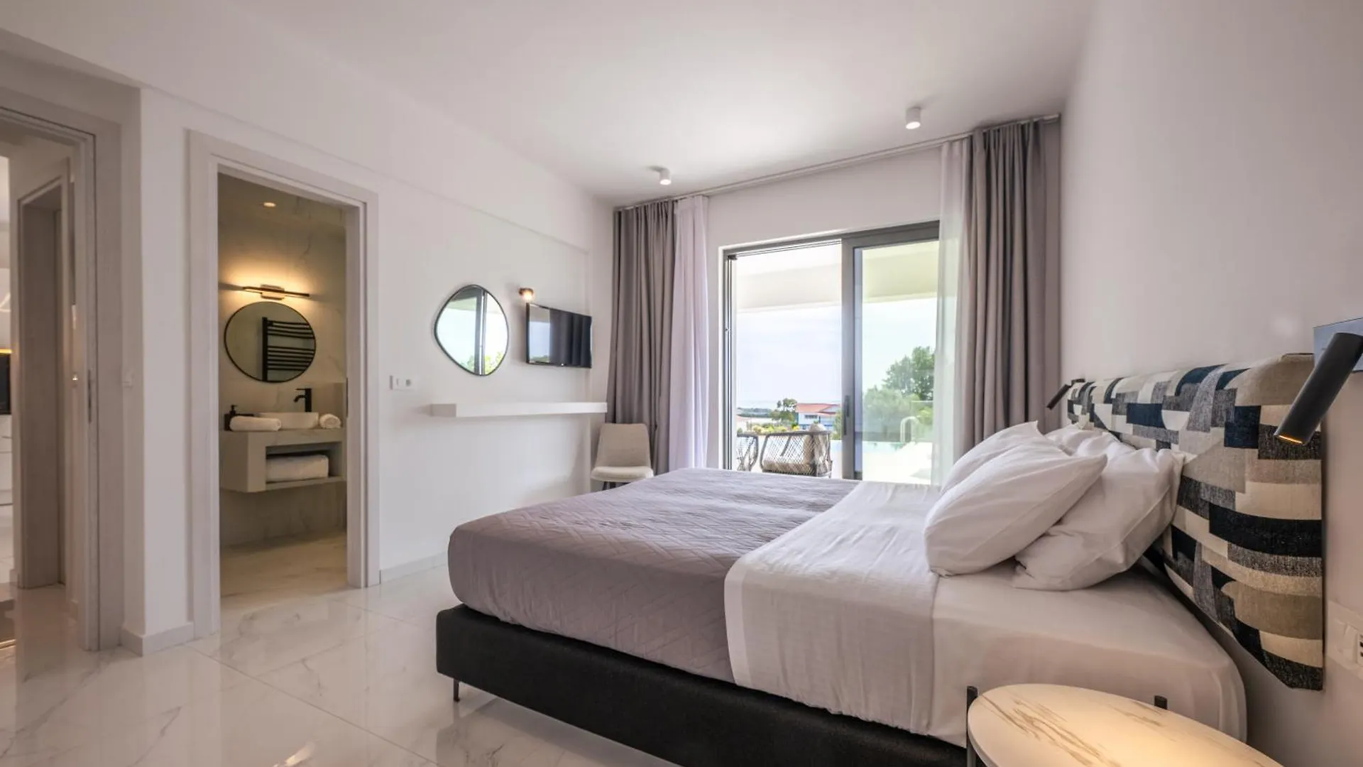 Villa Myrto - Elysian Villas Kefalonia , 2 Min Walk From The Beach & Brand New 2024 Minia Greece